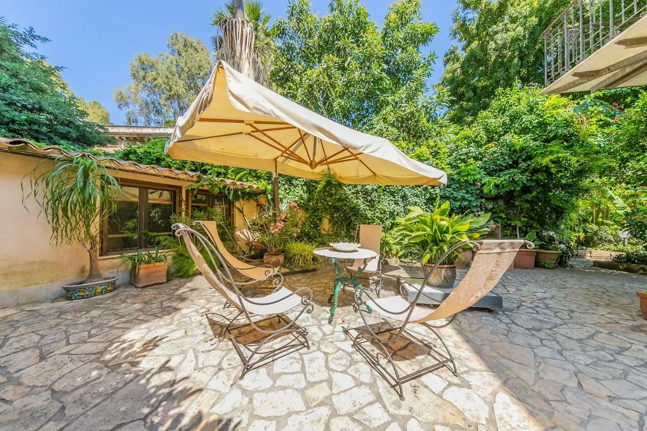 Villa Mezzarancia Palermo Italia