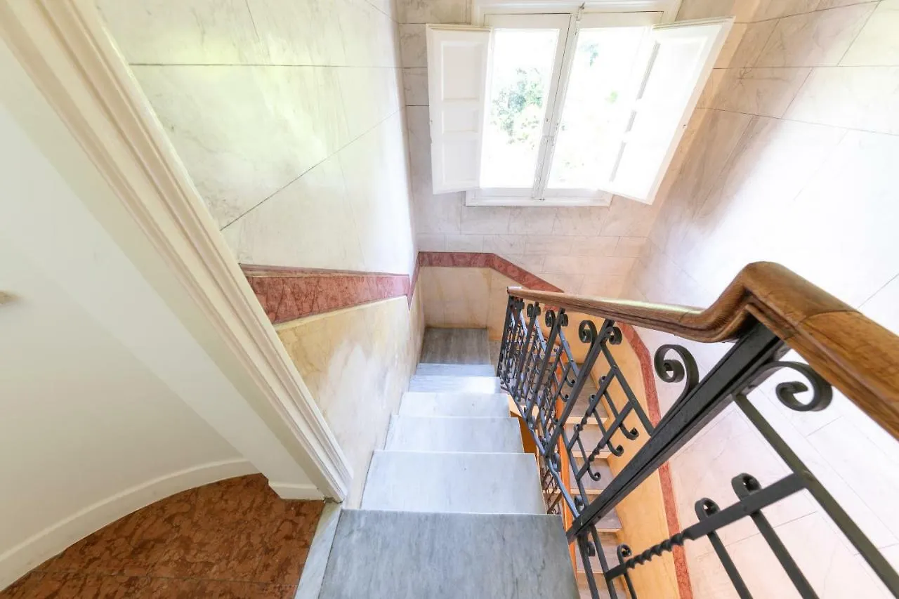 Villa Mezzarancia Palermo 0*,  Italia